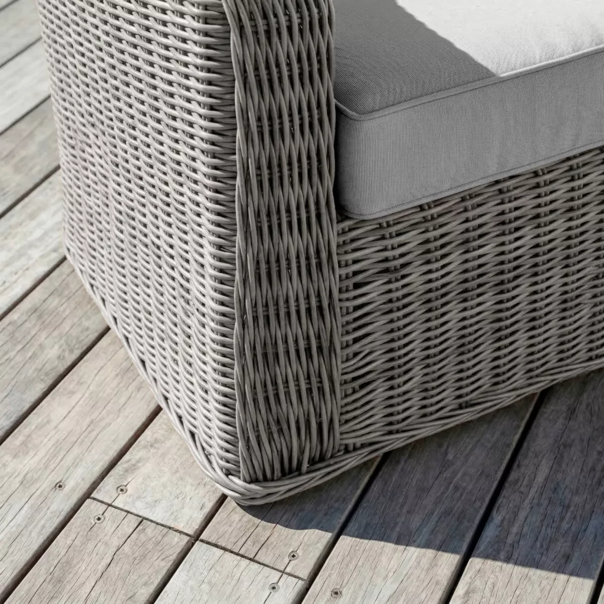 Canapé de jardin en résine tressée 3 places Calvi Gris clair