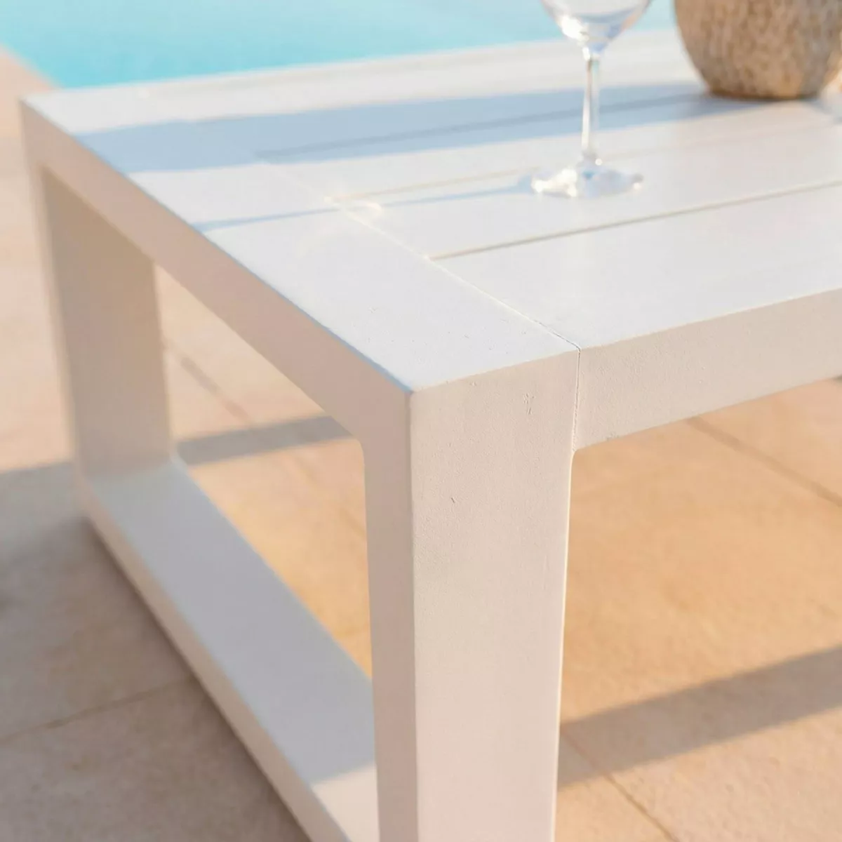 Table basse de jardin rectangulaire en alumininum (120 x 72 cm) Elba Blanc