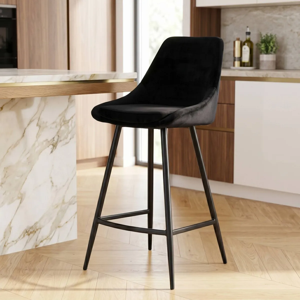 Set di 2 sgabelli da bar con schienale in velluto (Altezza seduta 75cm) Juno Nero