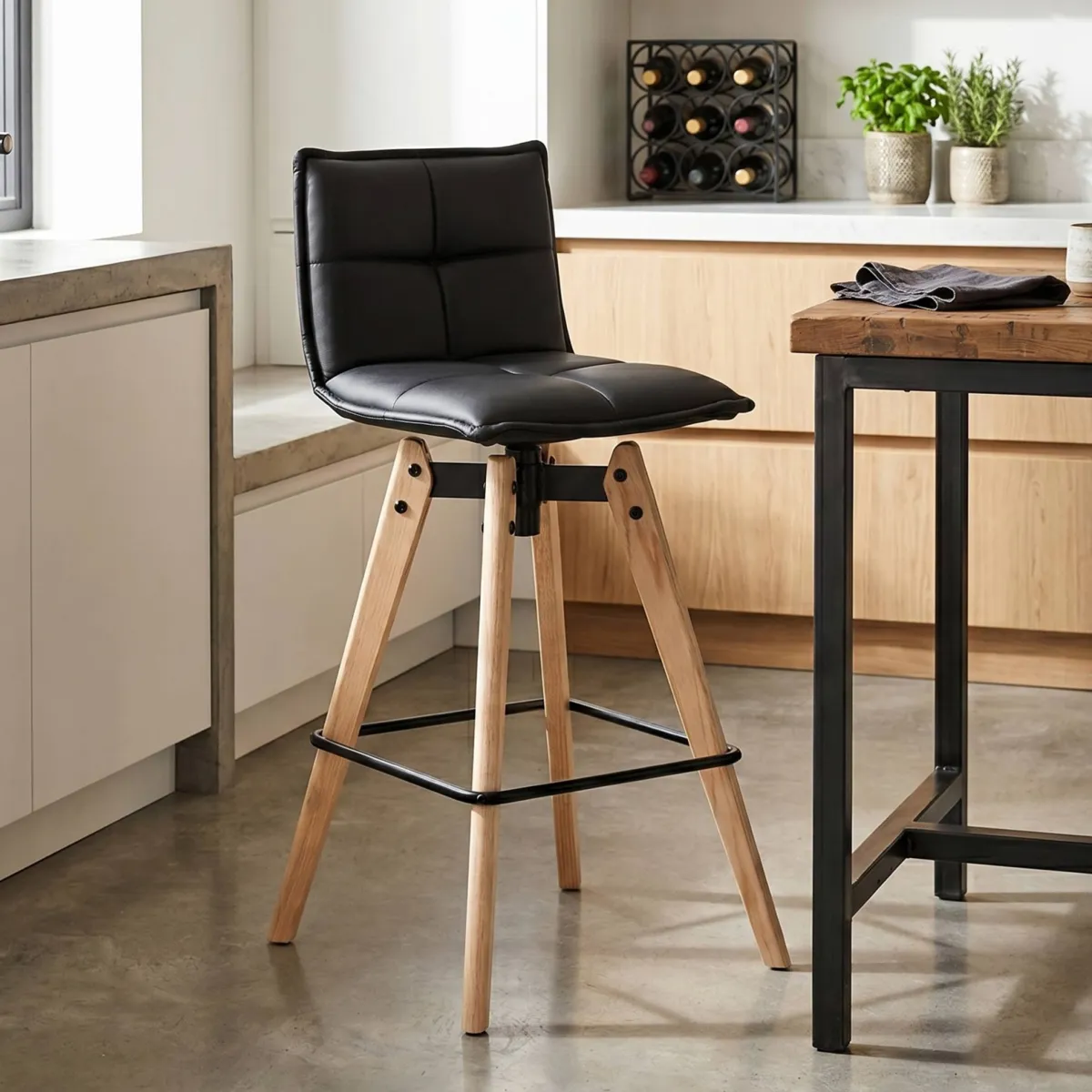 Sgabello da bar girevole con schienale (Altezza seduta 75cm) Osla Nero