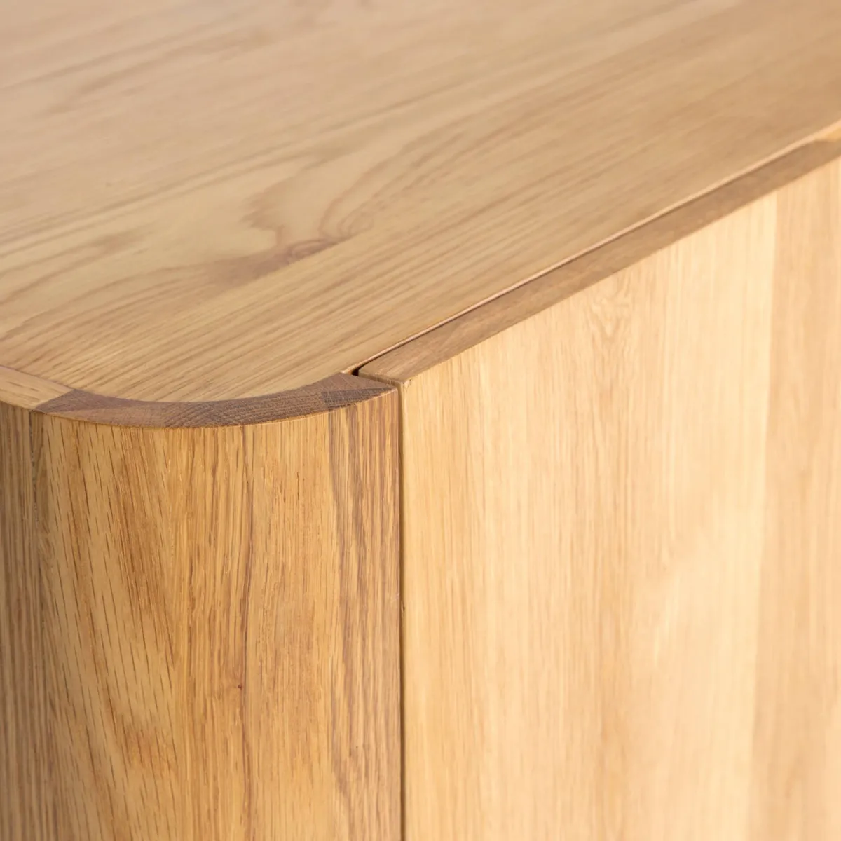 Mobile TV 4 ante in rovere massiccio (180 x 55 cm) Oakland Naturale