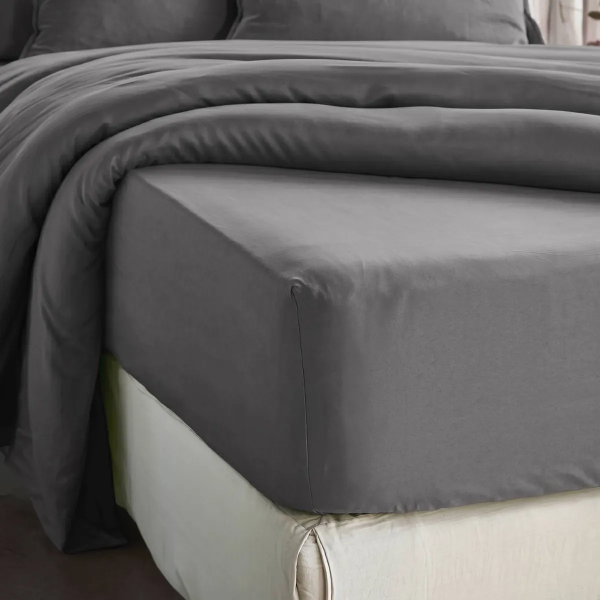 Spannbettlaken aus TENCEL™ Lyocell (140 x 190 cm) Olivia Granitgrau