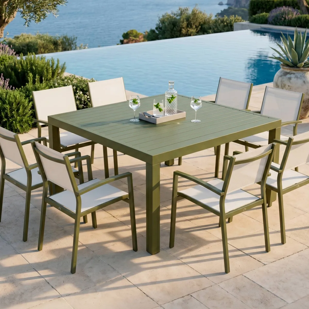 Tavolo da giardino quadrato in alluminio per 8 persone (136 x 136 cm) Murano Verde