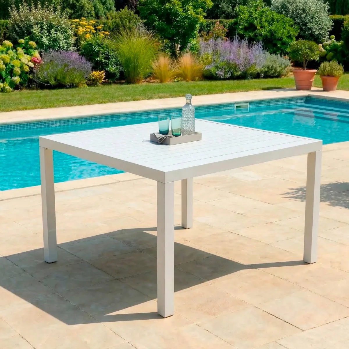 Table de jardin carrée aluminium 8 places (136 x 136 cm) Murano Blanc