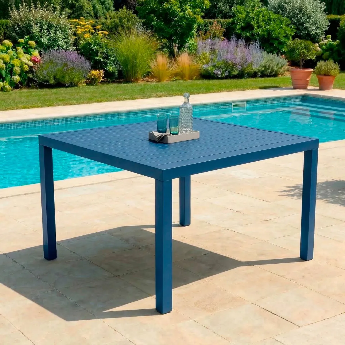 Tavolo da giardino quadrato in alluminio per 8 persone (136 x 136 cm) Murano Blu