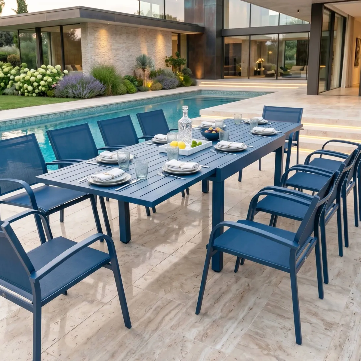 Table de jardin extensible aluminium 10 places (135/270 x 90 cm) Murano Bleu