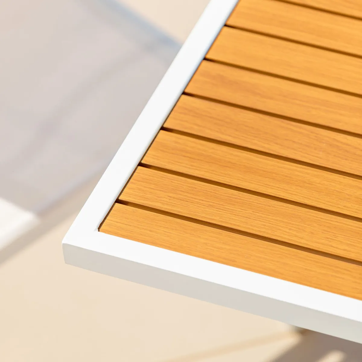 Table de jardin extensible 12 places Aluminium effet bois Murano (320 x 100 cm) - Blanche 4
