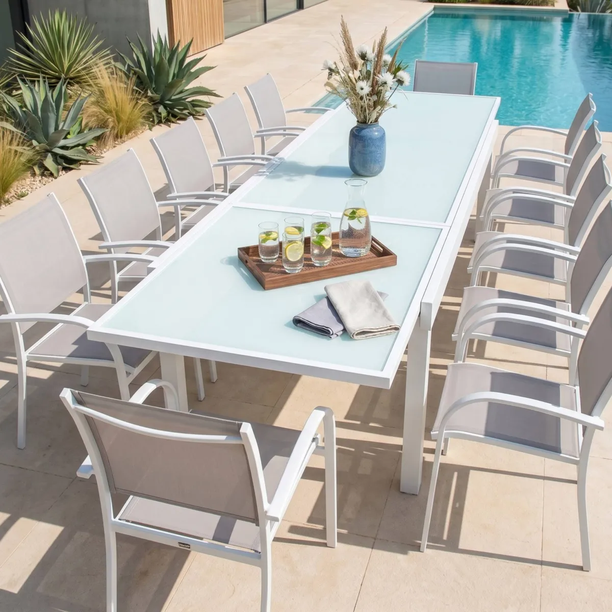 Mesa de jardín de vidrio extensible Murano (Hasta 12 pers.) - Blanco 1