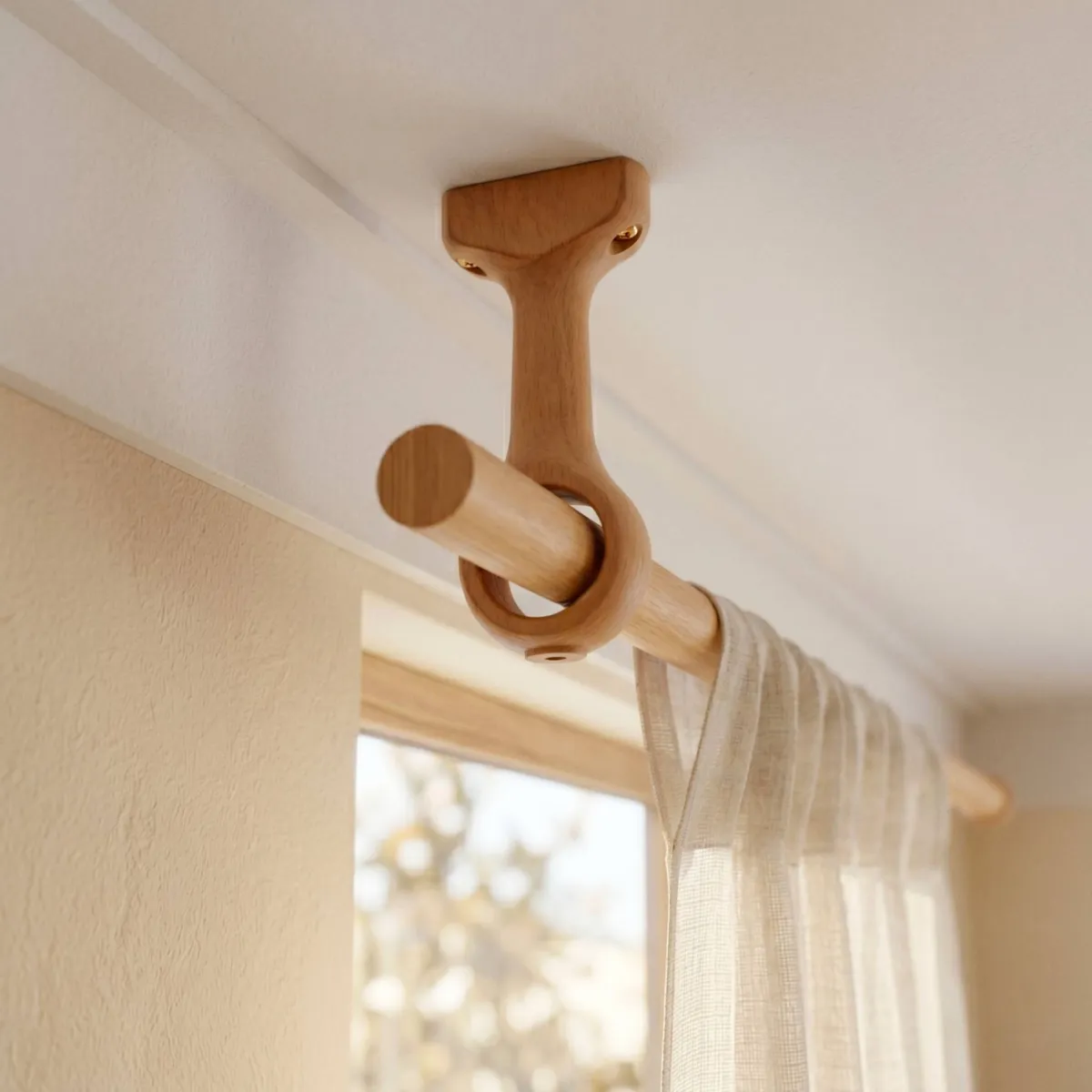 Lote de 2 soportes de barra de cortina de madera fija (L115 / D28 mm) Nils Beige Barnizado