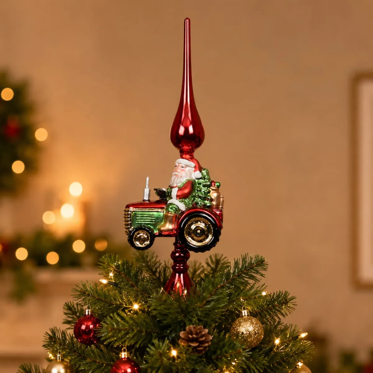 Oggetto principale per albero in vetro Babbo Natale su trattore Rosso