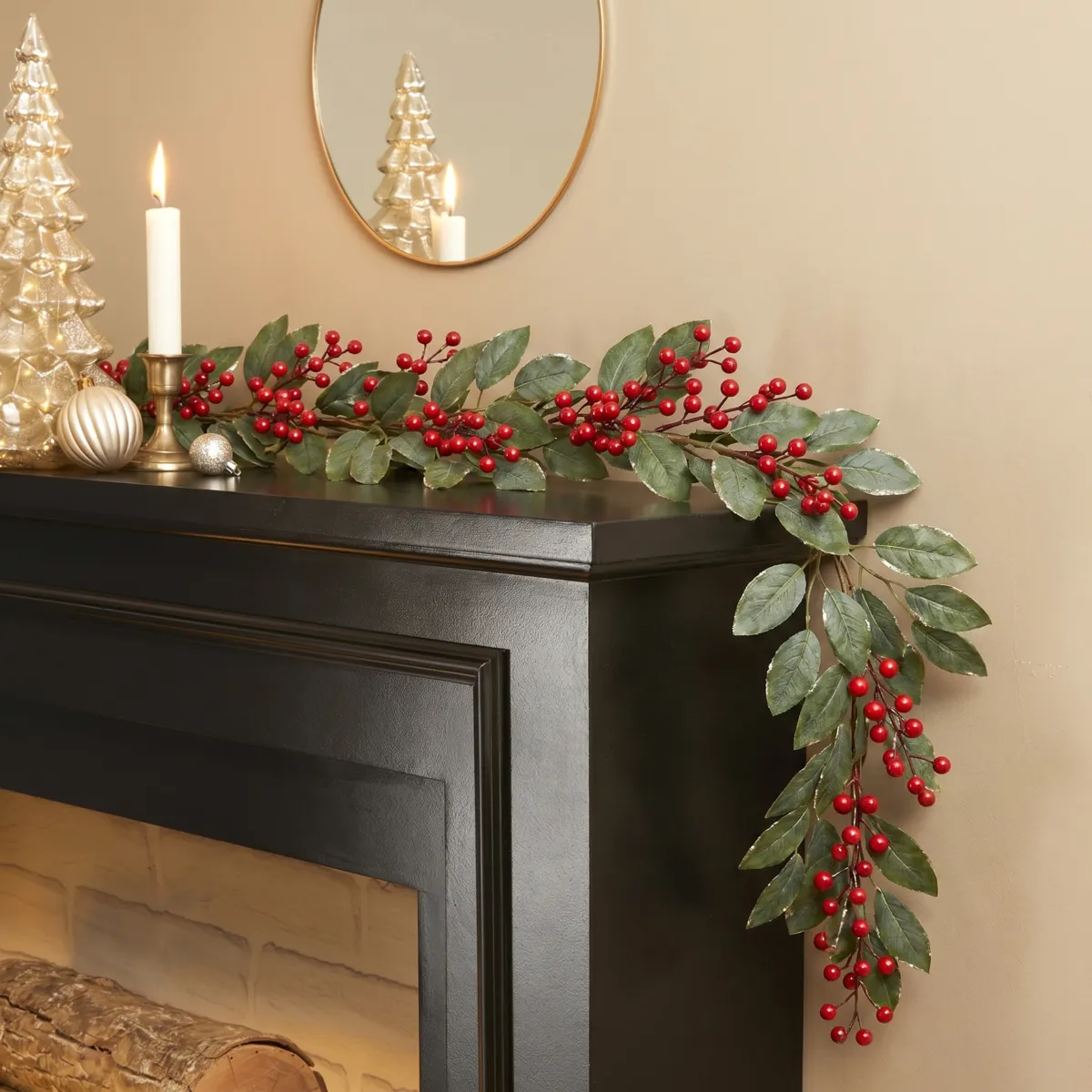 Ghirlanda per albero (130 cm - D12) Bacche perlate Rosse