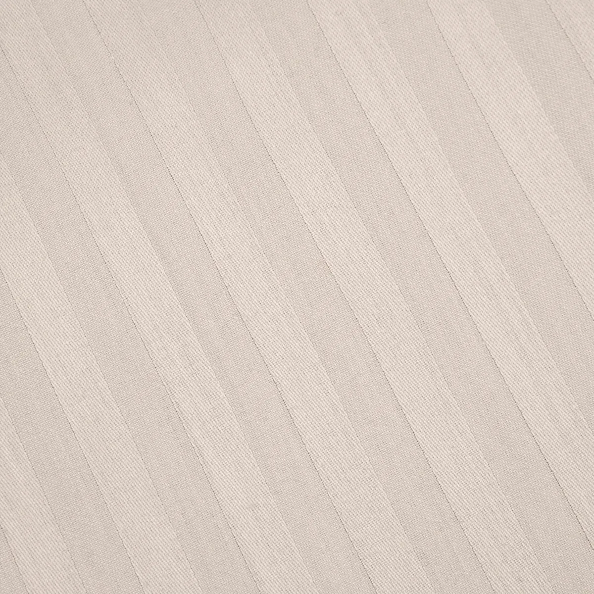 Copripiumino e due federe in satin di cotone (260 x 240 cm) Anselme Avorio