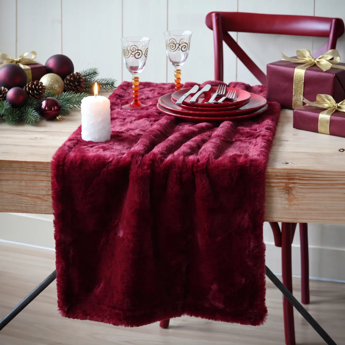 Runner da tavolo Natale (150 x 28 cm) Morbida pelliccia Bordeaux