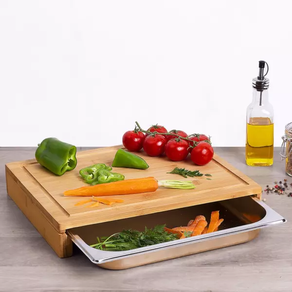 Schneidebrett Lissy aus Holz Naturfarben