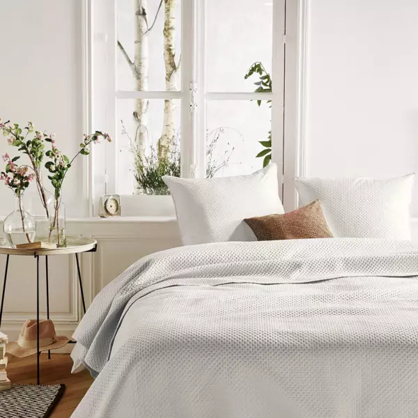 Bedsprei en twee kussenslopen (260 x 240 cm) Dolce Ivoor