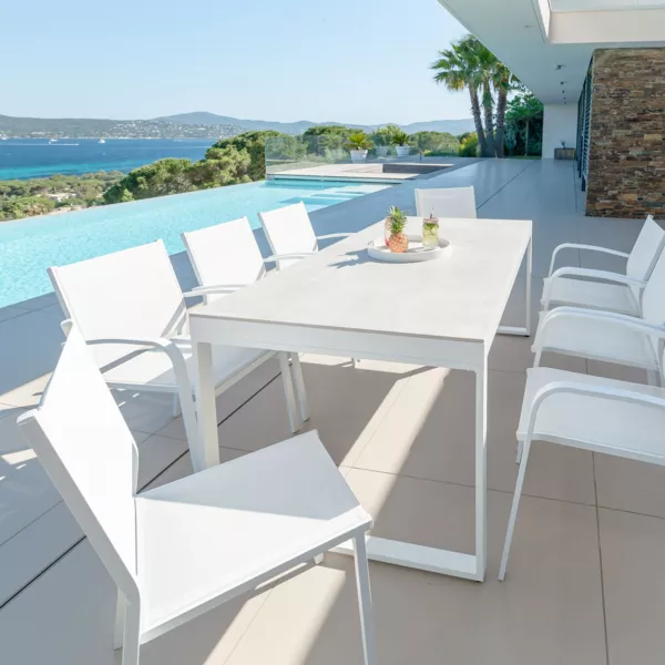 Table de jardin en aluminium et c�ramique 8 places (180 x 90 cm) Kore Blanc et gris clair
