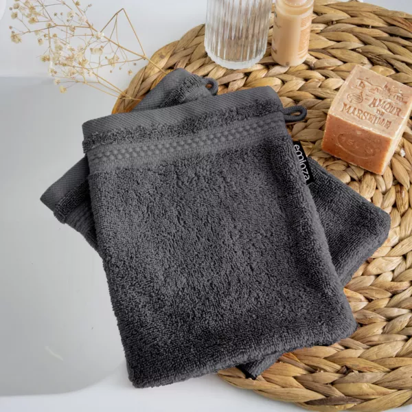 Conjunto de 2 guantes de ba�o de algod�n org�nico. (15 x 21 cm) M�line Gris tormenta