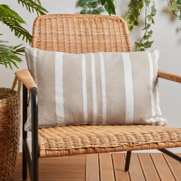 Coj�n rectangular (60 cm) Manduel Crudo