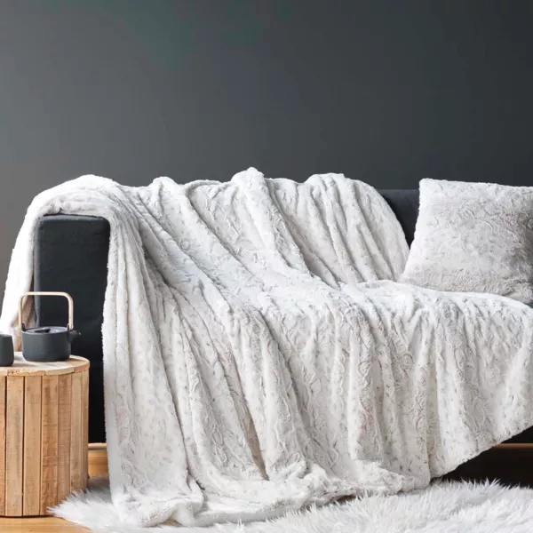 Kuscheldecke aus Kunstfell (220 x 240 cm) Alaska Cremewei�