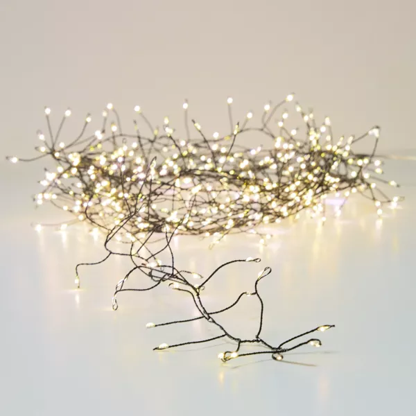 Lichterkette 6 m 480 Micro LED schwarzes Kabel Luxe Warmwei�