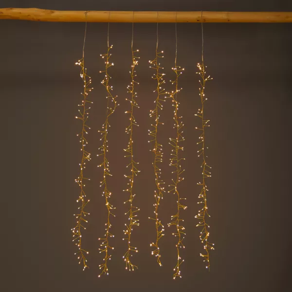 Cascade lumineuse 1 m 600 Micro LED c�ble or 6 descentes Blanc chaud et chaud dor�