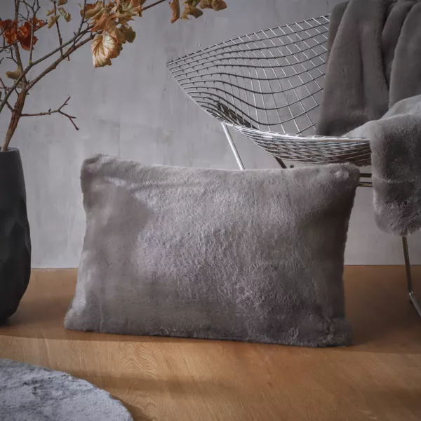 Coussin rectangulaire fausse fourrure (40 x 60 cm) Finn Gris Anthracite