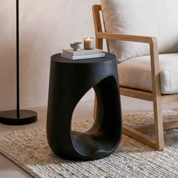 Mesa auxiliar redonda de magnesio oxidado (H50,8 cm) Baylim Negro