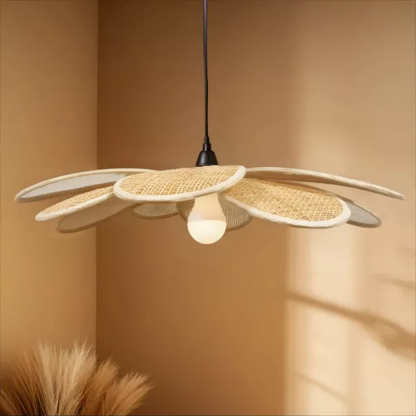 Suspension lumineuse p�tale en rotin (D58 cm) Segovia Beige