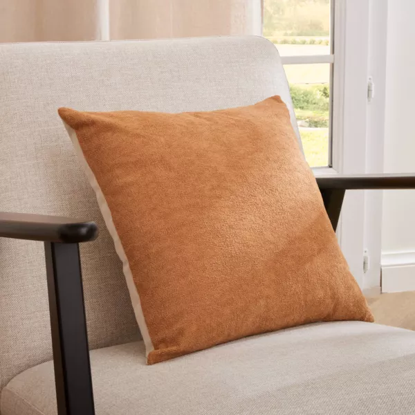Coussin carr� bouclette (40 x 40 cm) Ava Camel