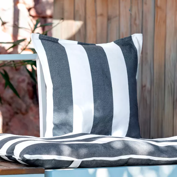 Housse de coussin ext�rieur carr�e d�perlante (45 x 45 cm) Noa Bleu minuit
