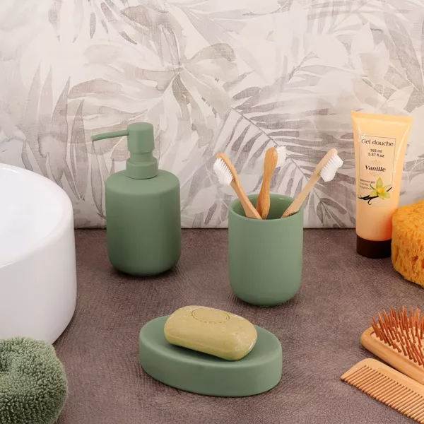 Sæt med kop, sæbedispenser og sæbeskål i grøn kaki Timeless stentøj