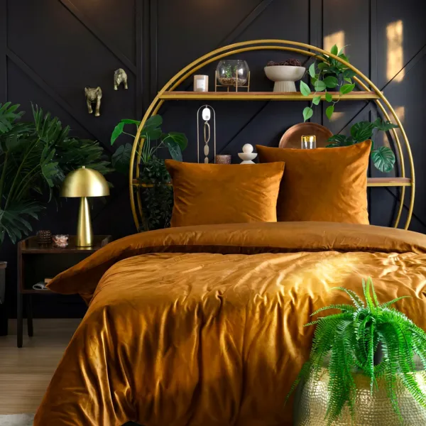 Housse de couette et deux taies d'oreiller velours (260 x 240 cm) Amance Or