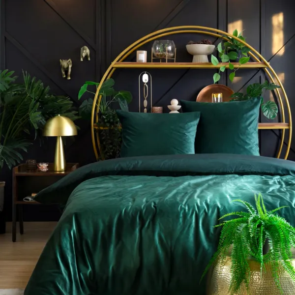 Housse de couette et deux taies d'oreiller velours (240 x 220 cm) Amance Vert �meraude