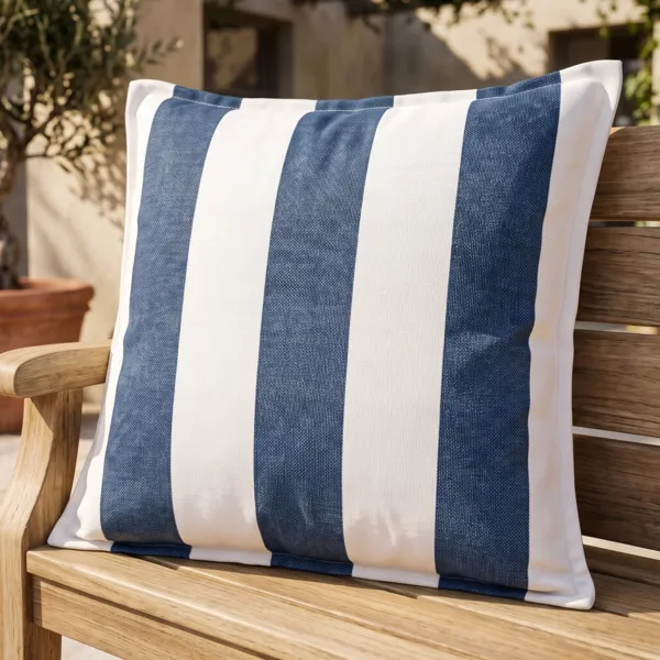 Copricuscino da esterno quadrato idrorepellente (60 x 60 cm) Noa Blu mezzanotte