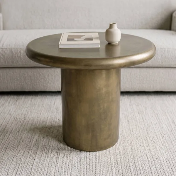 Runder Couchtisch aus oxidiertem Magnesium (H45 cm) Holm Gold