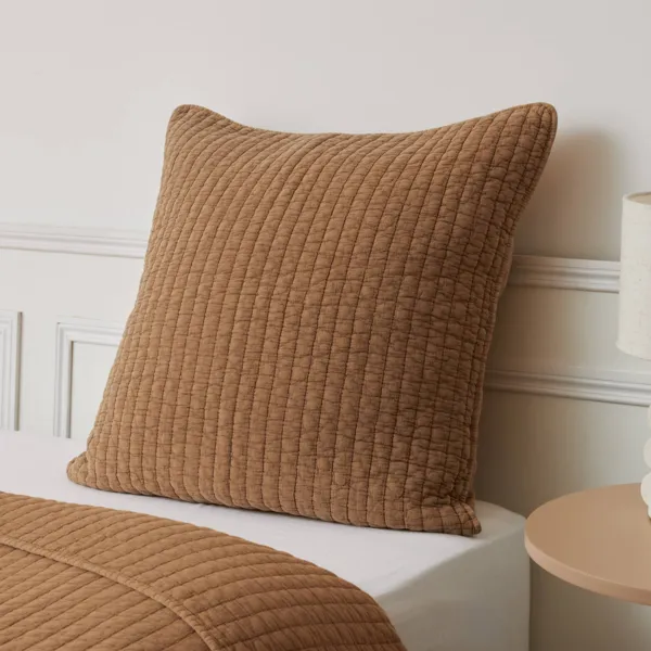 Federa quadrata in cotone trapuntato (60 x 60 cm) Mira Camel