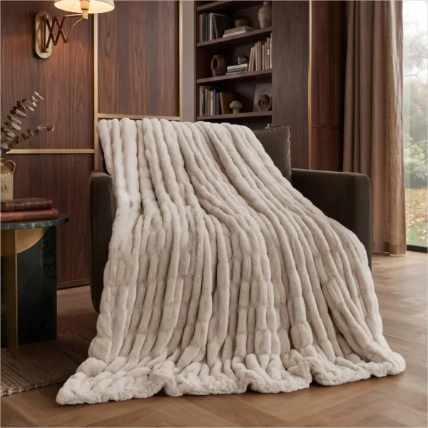Plaid fausse fourrure (140 x 210 cm) Yari Beige