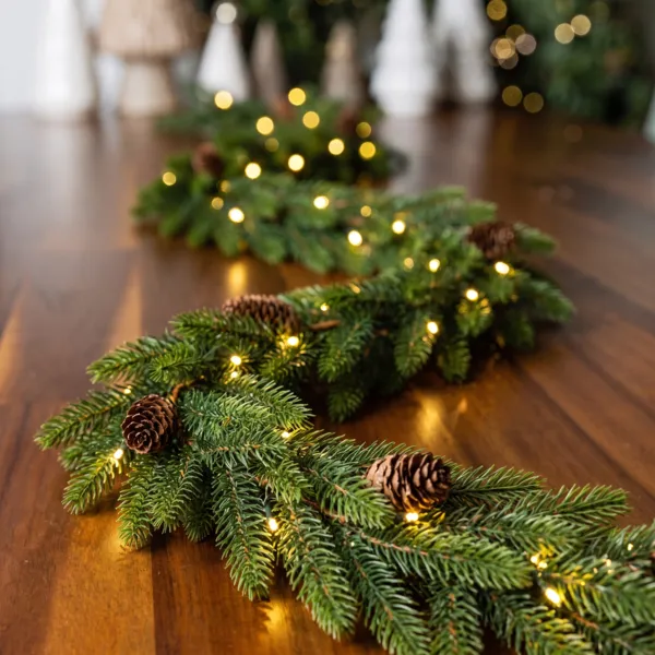 Beleuchtete Tannengirlande 50 LED (180 cm) Forest Warmwei�