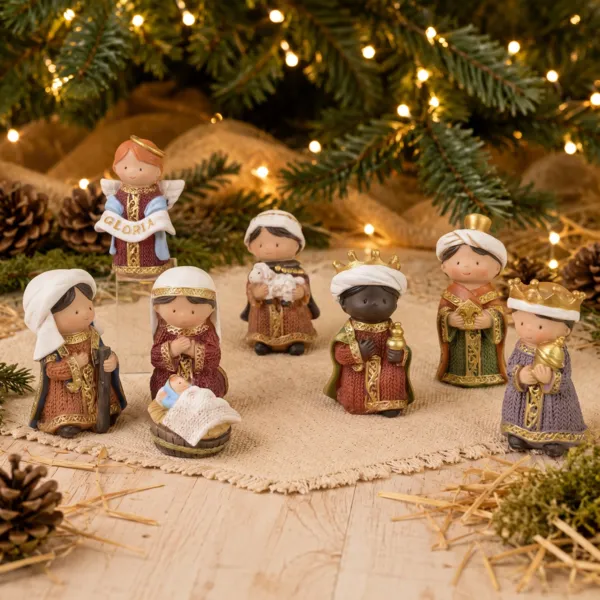 Les 8 petits santons (Hauteur 8 cm) de Benoit