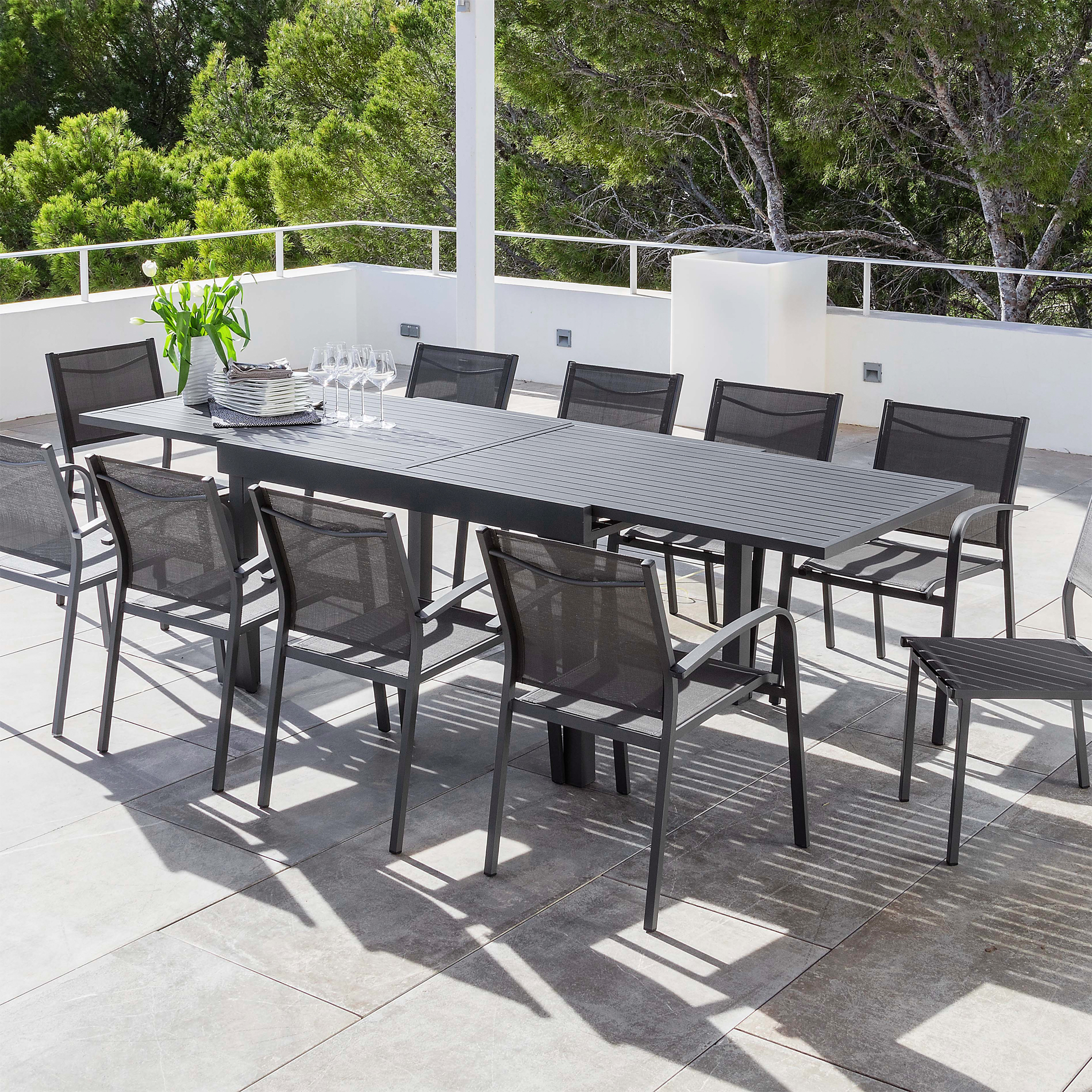 Rechteckiger Gartentisch ausziehbar Murano Aluminium (Bis zu 10 Pers.) -  Anthrazitgrau - Gartenmöbel & Loungemöbel - Eminza