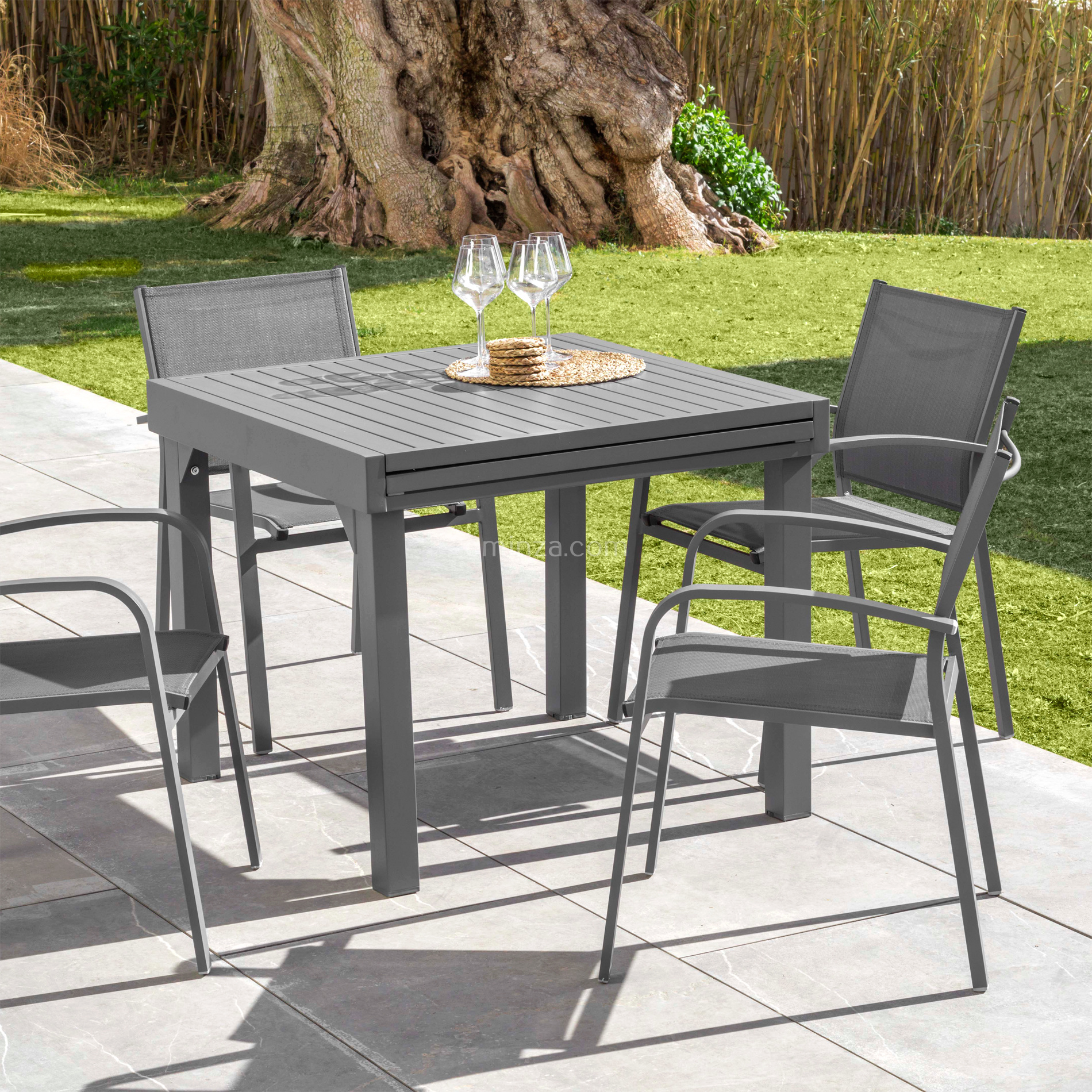 Mesa de jardín extensible Aluminio Murano (Hasta 8 pers.) - Rojo -  Conjuntos de jardín, mesa y sillas - Eminza