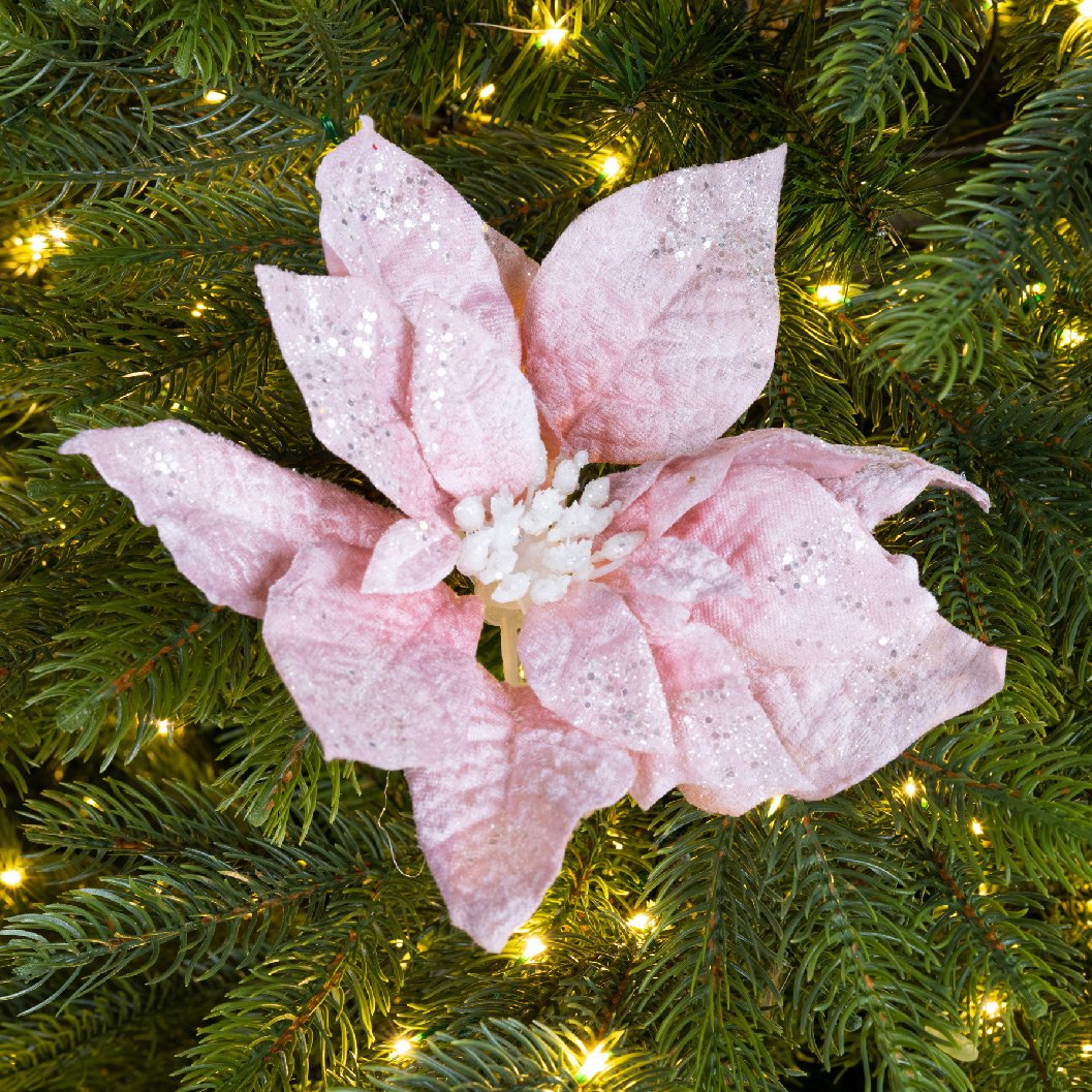 Une housse de pot de fleur en tissu pour le sapin de Noël