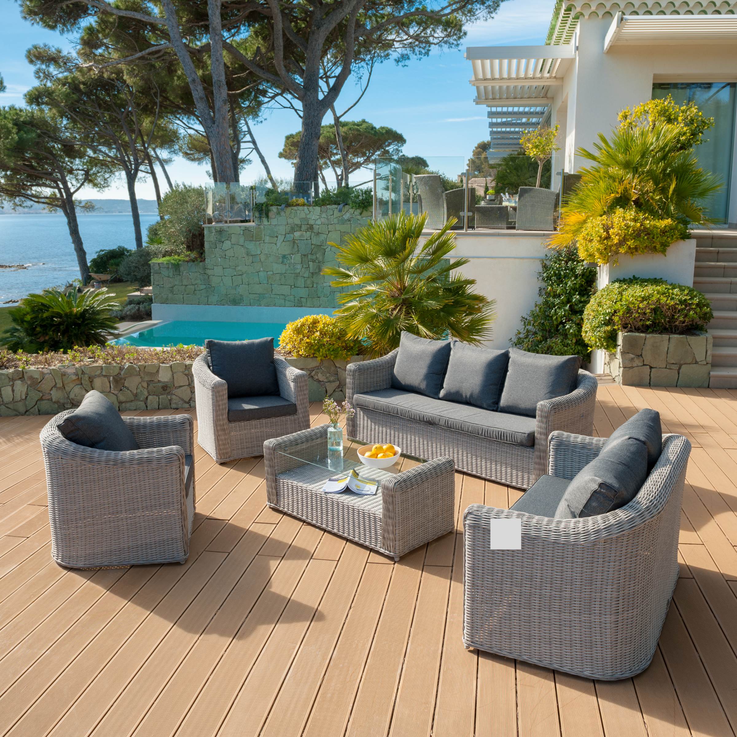 Salon De Jardin En R sine Tress e 7 Places 5 Pcs Calvi Gris Et Gris 